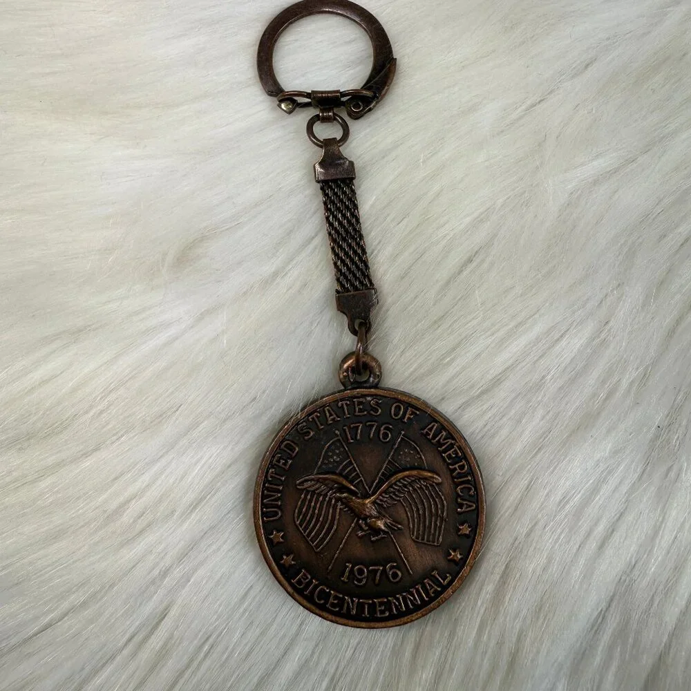 Vintage Bicentennial Liberty Bell 1776-1976 Bronze Medallion Keychain